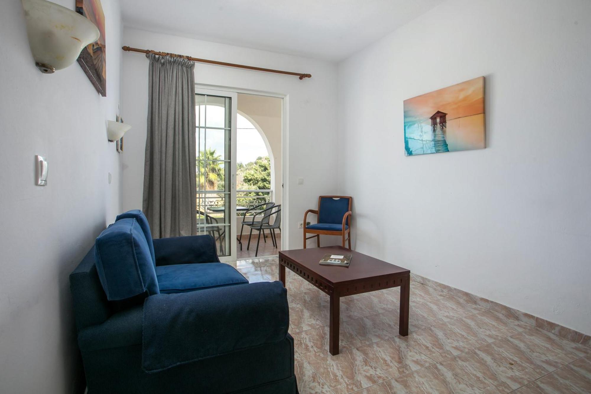 Dimitris Studios & Apartments Фаліракі Екстер'єр фото